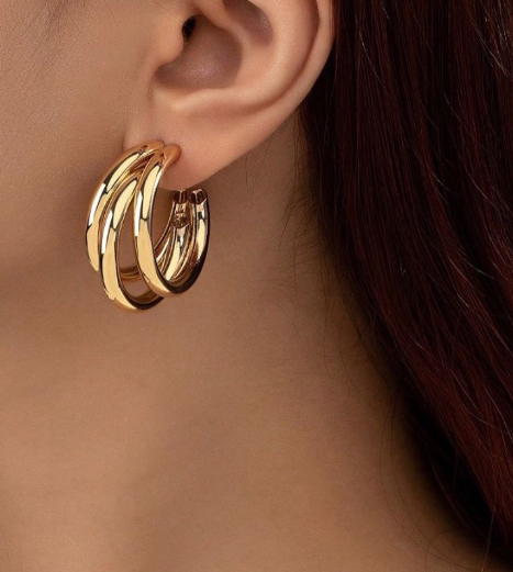 Aretes dorados
