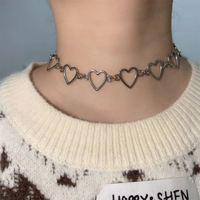 Collar Corazones Plateado